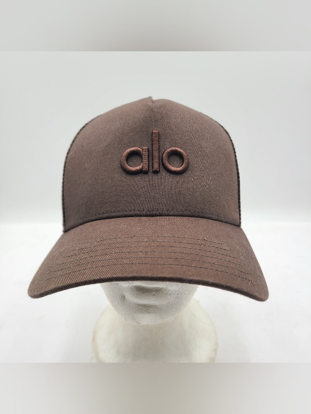 B55 Alo Hat Cap Snap Back Brown Mesh Trucker Embroidered Logo Mens One Size